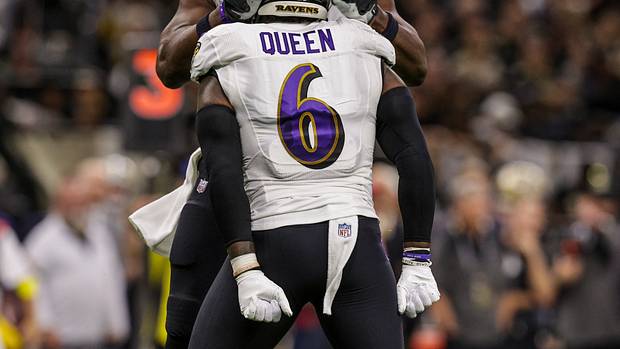 Patrick Queen's Pregame Outfit Honored Lil Wayne - Sports Illustrated FanNation Kicks News, Analysis and More - Vimarsana News