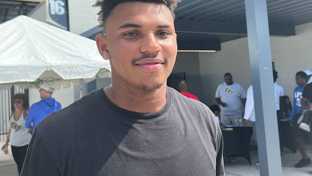 Kaven Call Defensive End Apopka (Fla.) High School - UCF Commitment 2023
