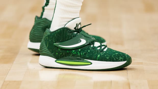 Milwaukee Bucks guard George Hill wears the Nike KD 14 shoes against the Indiana Pacers on December 15, 2021.