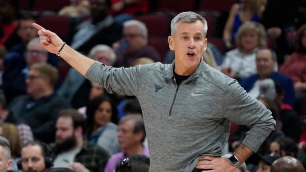 Chicago Bulls head coach Billy Donovan during the second half against the Philadelphia 76ers at United Center