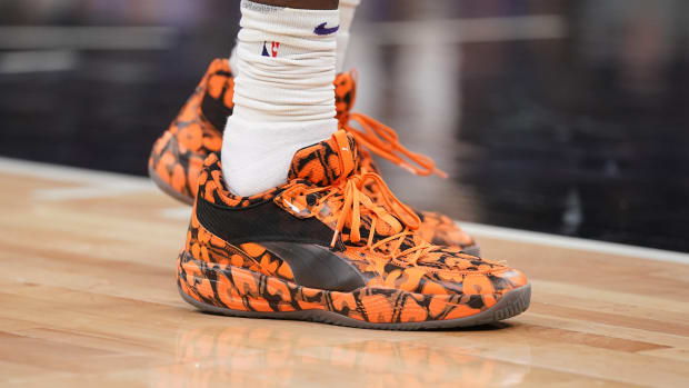 Phoenix Suns center Deandre Ayton wears the Puma Court Rider Pop basketball shoes.