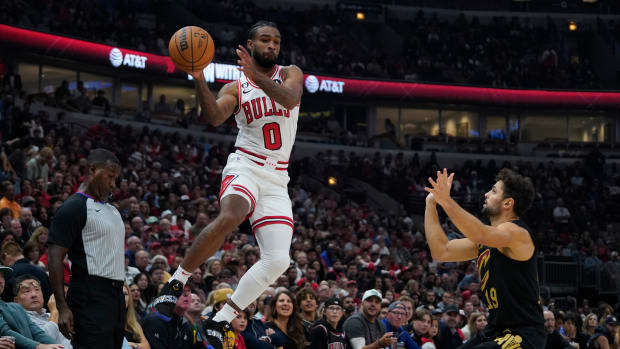 October 22, 2022; Chicago Bulls guard Coby White hustling for the ball against the Cleveland Cavaliers at United Center