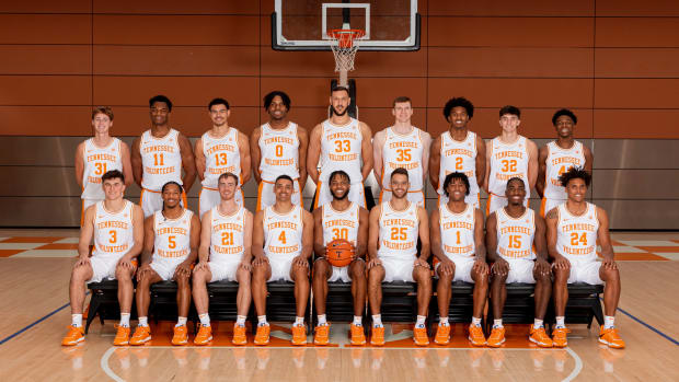 Tennessee men's basketball team photo.