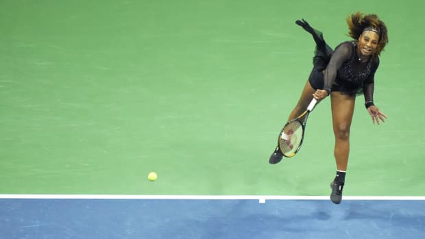 Serena Williams serves during the 2022 U.S. Open first round
