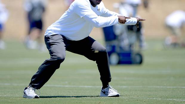 Houston Texans Coaching Candidate Ejiro Evero Holds Second Interview with Indianapolis Colts - Sports Illustrated Houston Texans News, Analysis and More - Vimarsana News