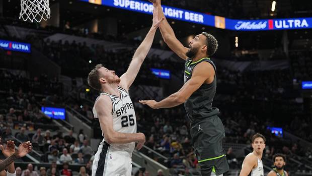 How to watch Milwaukee Bucks vs. Minnesota Timberwolves - How to Watch and Stream Major League & College Sports - Vimarsana News