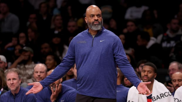Washington Wizards head coach Wes Unseld Jr. coaches against the Brooklyn Nets during the fourth quarter at Barclays Center.