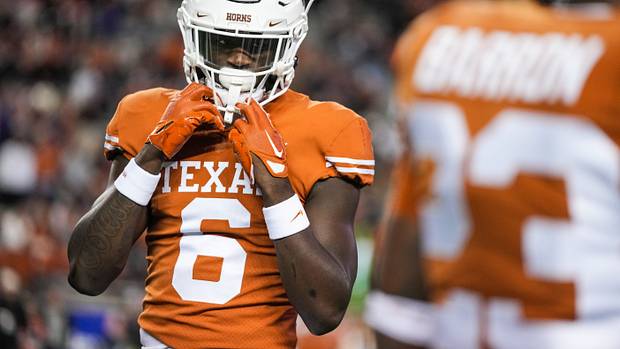 Texas Longhorns defensive back Ryan Watts