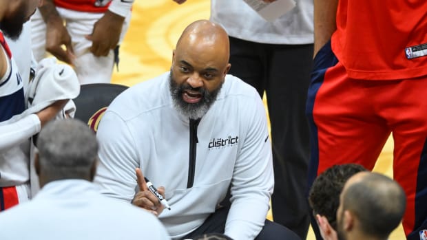 Coach Unseld Jr. Washington Wizards at Cleveland Cavaliers