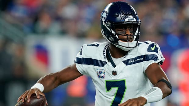 Seattle Seahawks quarterback Geno Smith (7) throws against the New York Giants in the first half at MetLife Stadium on Monday, Oct. 2, 2023, in East Rutherford.