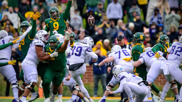 Griffin Kell kicks the game winning field goal against the Baylor Bears as time expires at McLane Stadium.