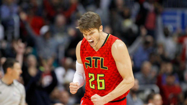 Report: Former Sixer Kyle Korver Set To Join Atlanta Hawks' Front Office -  Sports Illustrated Philadelphia 76ers News, Analysis and More