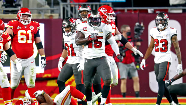 Former Tampa Bay Buccaneers linebacker Devin White (45) celebrates a play during his team's Super Bowl win over the Kansas City Chiefs in 2021.