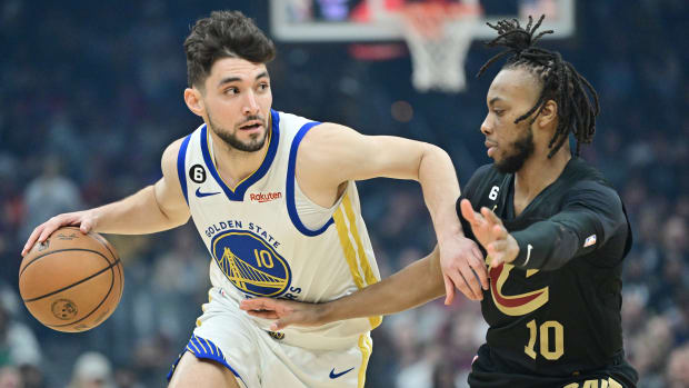Jan 20, 2023; Cleveland, Ohio, USA; Golden State Warriors guard Ty Jerome (10) drives to the basket against Cleveland Cavaliers guard Darius Garland (10) during the first half at Rocket Mortgage FieldHouse. Mandatory Credit: Ken Blaze-USA TODAY Sports