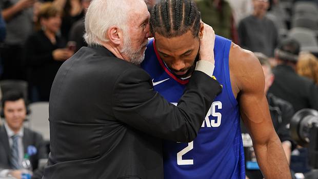 San Antonio Spurs coach Gregg Popovich and Los Angeles Clippers forward Kawhi Leonard