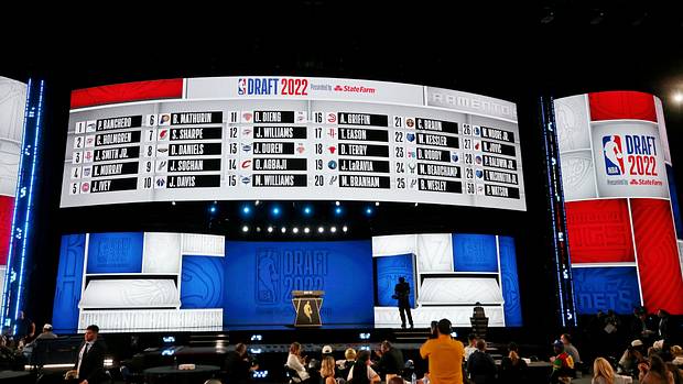 General view of the 2022 NBA Draft stage.