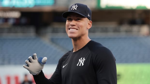 Aaron Judge Wears Nike Kobes During Derby Batting Practice - Sports  Illustrated FanNation Kicks News, Analysis and More