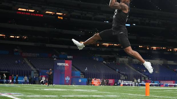 Kentucky wide receiver Wan'Dale Robinson (WO28) goes through a drill during the 2022 NFL Scouting Combine at Lucas Oil Stadium.