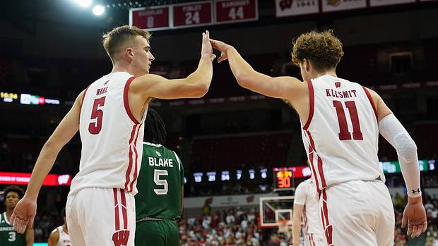 Game notes and top plays from Wisconsin's win vs. UW-Green Bay - Vimarsana News