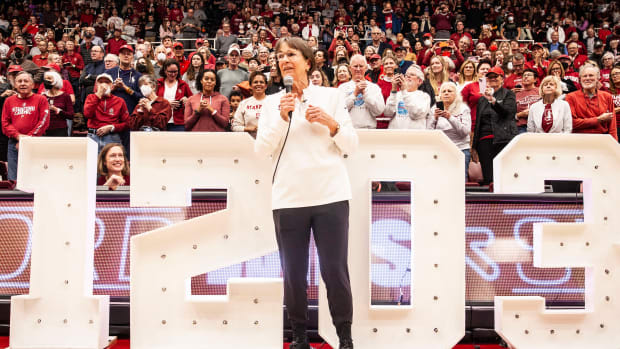 January 21, 2024 Stanford, CA, U.S.A. Stanford head coach Tara VanDerveer celebrate history after the NCAA, College League, USA Women s Basketball game between Oregon State Beavers and the Stanford Cardinal. Stanford beat Oregon State 65-56, as Tara VanDerveer becomes NCAA winningest basketball coach with 1,203 wins at Maples Pavilion Stanford,