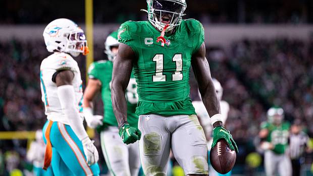 Philadelphia Eagles wide receiver A.J. Brown (11) reacts after a first down catch against the Miami Dolphins during the fourth quarter at Lincoln Financial Field.