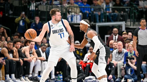 Luka Doncic Devonte Graham Mavericks