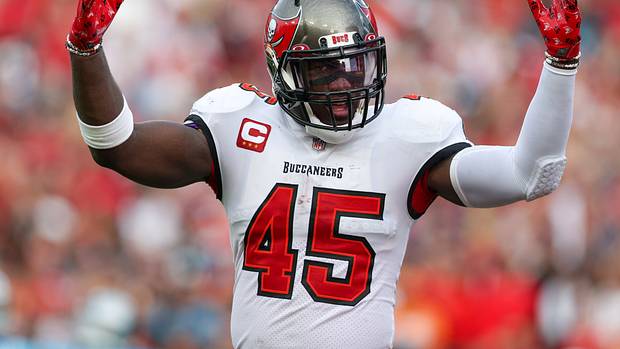 Tampa Bay Buccaneers linebacker Devin White (45)