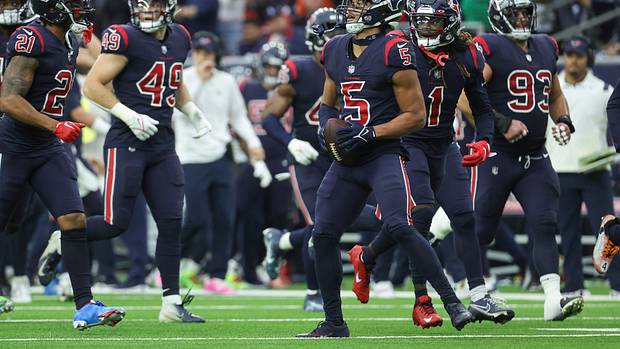 Rookie Jalen Pitre Improving Despite Texans' Losing - Vimarsana News