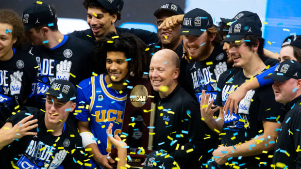 The UCLA Bruins basketball team celebrates during the 2021 NCAA Tournament.