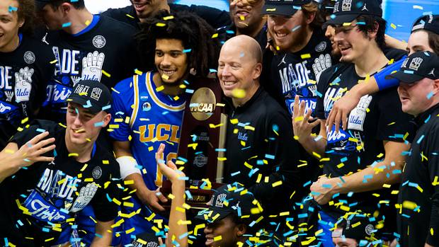 The UCLA Bruins basketball team celebrates during the 2021 NCAA Tournament.