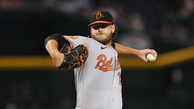 Sep 1, 2023; Phoenix, Arizona, USA; Baltimore Orioles starting pitcher Cole Irvin (19) pitches against the Arizona Diamondbacks during the fifth inning at Chase Field.