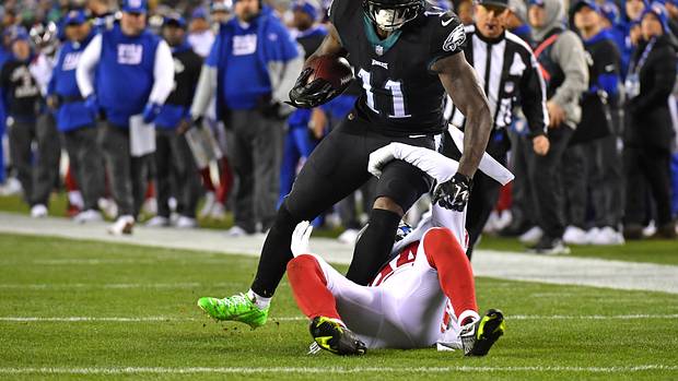 Former Rebel A.J. Brown Named to PFF All-Pro Team - Vimarsana News