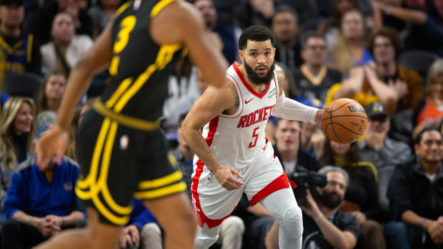 Rockets guard Fred VanVleet (5) brings the ball upcourt against the Golden State Warriors during the fourth quarter at Chase Center.