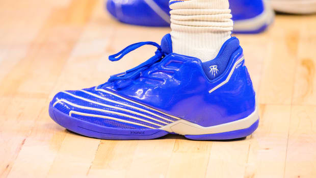 Detroit Pistons guard Frank Jackson wears the Adidas T-Mac 2 sneakers against the Dallas Mavericks on February 8, 2022.