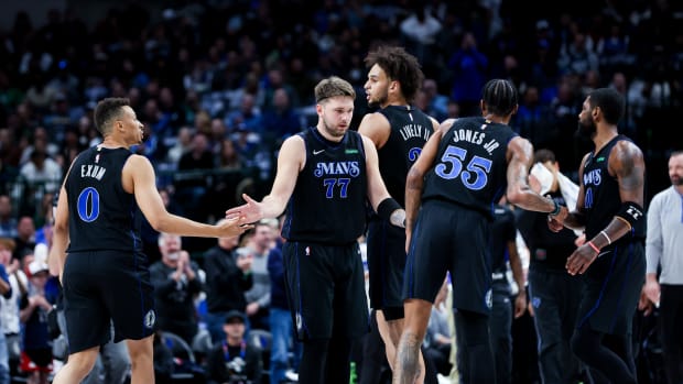 The Dallas Mavericks’ starting five overwhelmed the Utah Jazz on Wednesday.