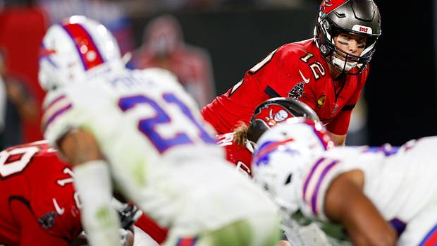 Tom Brady vs Buffalo Bills