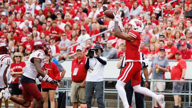 Wisconsin wide receiver Skyler Bell catching a touchdown against New Mexico State.