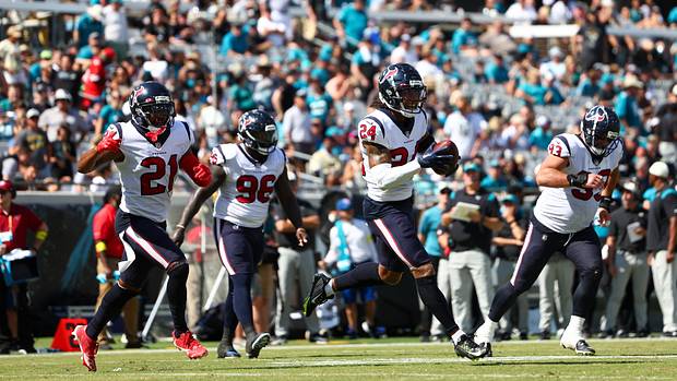 Coach Lovie Smith Pleased With Houston Texans Red Zone Defense - Sports Illustrated Houston Texans News, Analysis and More - Vimarsana News