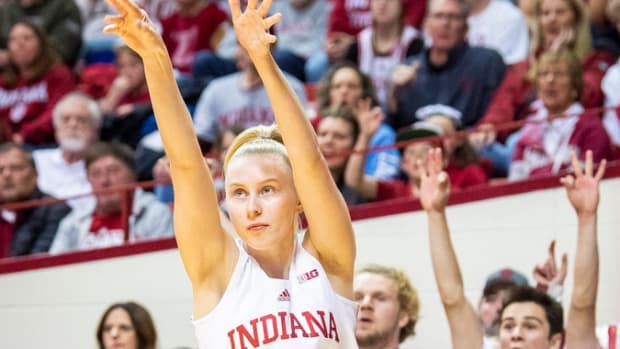 Indiana's Henna Sandvik (21) makes a three-pointer during the first half of the Indiana versus North Carolina women's basektball game at Simon Skjodt Assembly Hall on Thursday, Dec. 1, 2022.