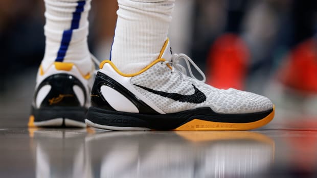 Detroit Pistons forward Saddiq Bey wears the Nike Kobe 6 shoes against the Denver Nuggets on January 23, 2022.