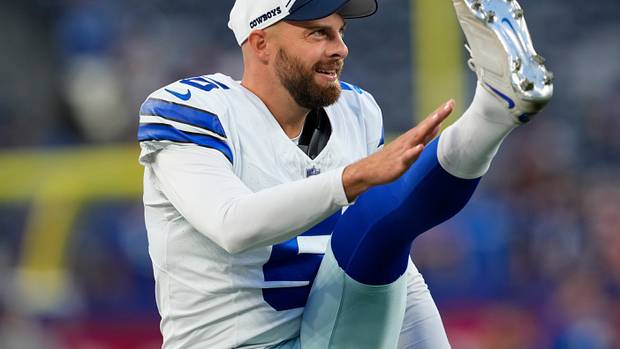 Dallas Cowboys punter Bryan Anger (5) prepares for the game against the Giants, at MetLife Stadium. Sunday, September 10, 2023