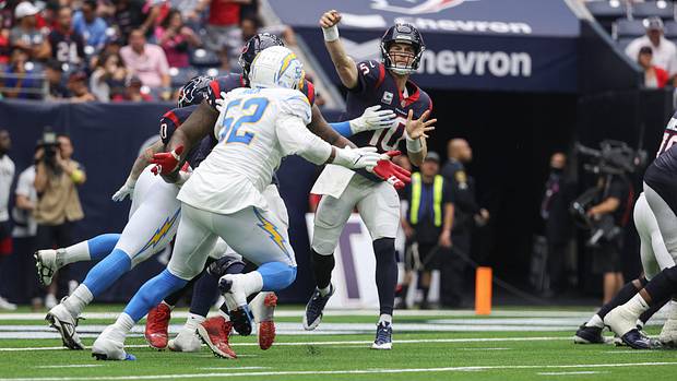 'He's Our Quarterback': Houston Texans Coach Lovie Smith Reassures Commitment to Davis Mills - Sports Illustrated Houston Texans News, Analysis and More - Vimarsana News