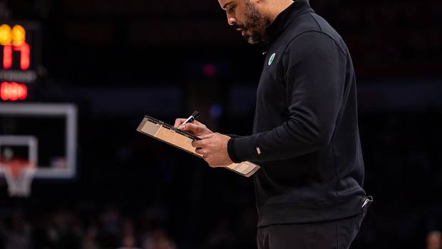 Lee Jenkins: Del Negro's exit is Clippers' final recruiting pitch to Paul -  Sports Illustrated