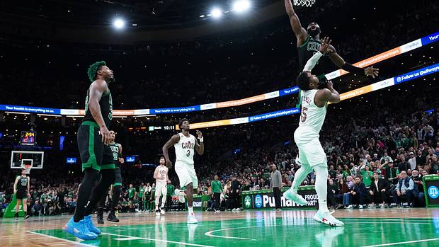 The Top 5 Plays from Friday's Celtics-Cavaliers Game - Vimarsana News