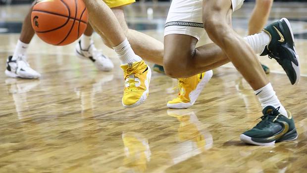 Michigan State Spartans survive frantic final possession to beat Iowa Hawkeyes - Sports Illustrated Michigan State Spartans News, Analysis and More - Vimarsana News