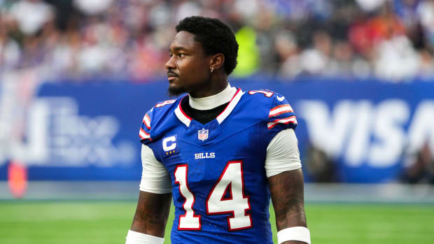 London United Kingdom, Buffalo Bills wide receiver Stefon Diggs (14) watches from the sidelines during the second half of an NFL International Series game against the Jacksonville Jaguars at Tottenham Hotspur Stadium