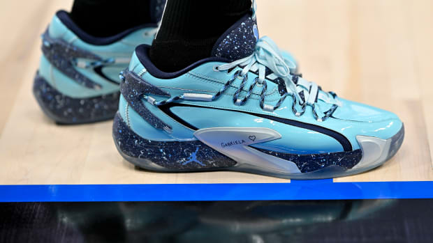 Luka Doncic's blue and navy 'UNC Tar Heels' Jordan Brand sneakers.