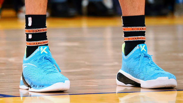 Golden State Warriors shooting guard Klay Thompson wears the Anta KT7 during the 2022 NBA Finals.