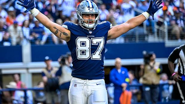 Dallas Cowboys tight end Jake Ferguson celebrates a touchdown during last year's game against the New York Giants.