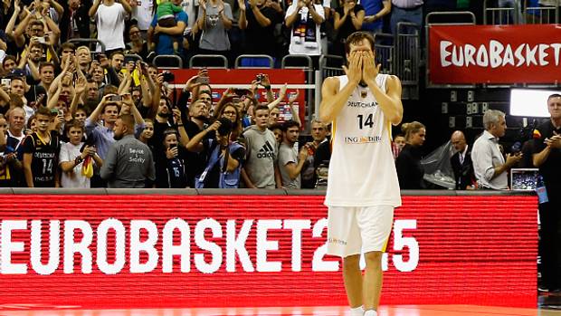 Dallas Mavericks Legend Dirk Nowitzki to Have National Team Jersey Retired at EuroBasket 2022 - Sports Illustrated Dallas Mavericks News, Analysis and More - Vimarsana News